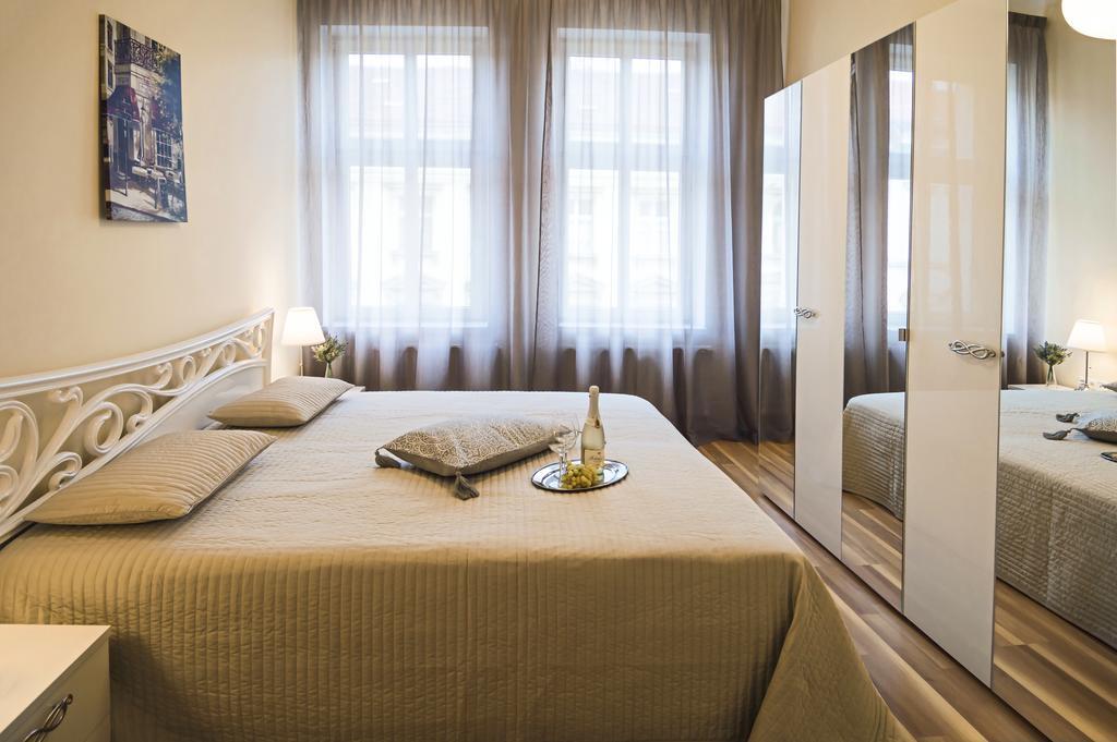 Apartment Za Poricskou Branou Prague Ngoại thất bức ảnh