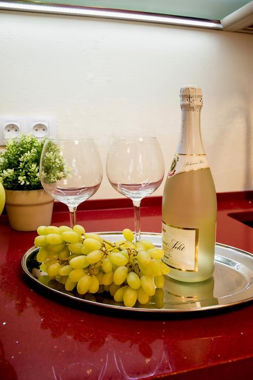 Apartment Za Poricskou Branou Prague Ngoại thất bức ảnh